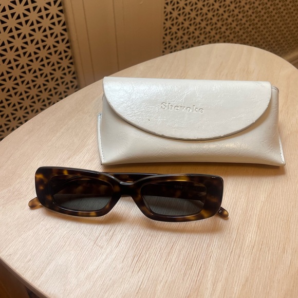 Shevoke 90’s Tortoiseshell Sunglasses NEVER WORN - Picture 2 of 9